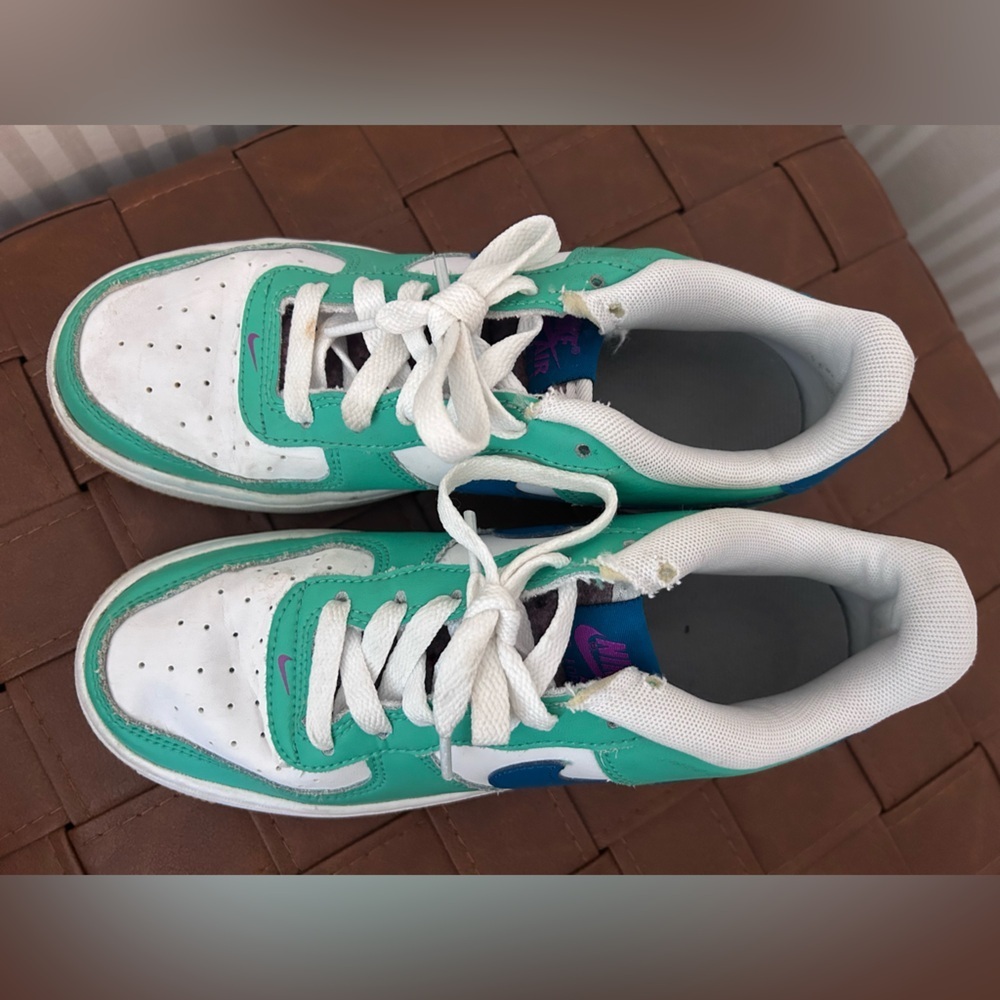 Nike Air Force 1 Low LV8 GS Play White Spring Green 5 Youth / Women's 7 - Picture 12 of 12